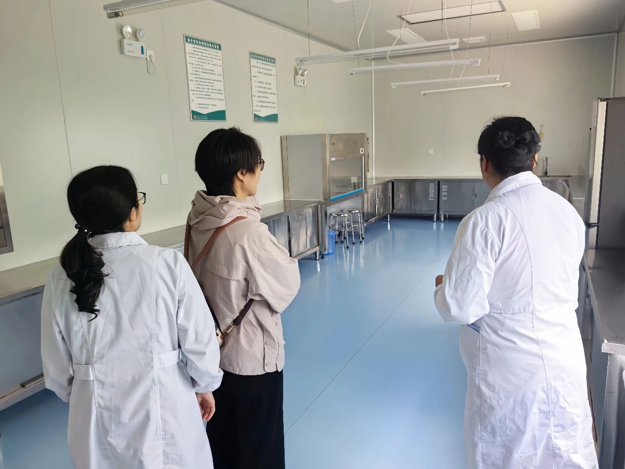 28127edcb9fc0821b0f86689c5fd24a7.jpg